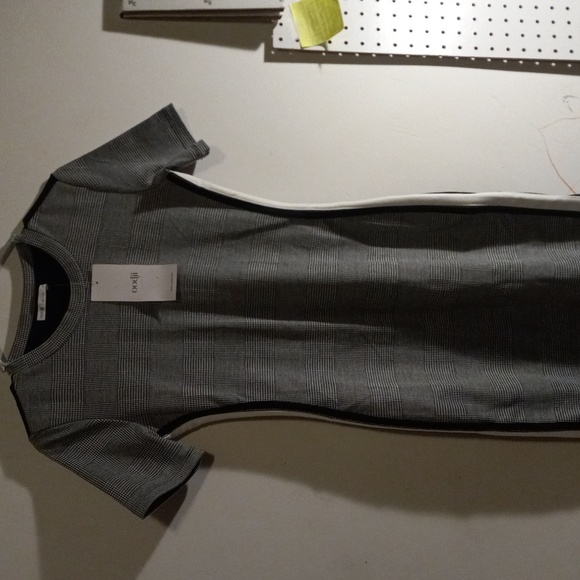 Checker Dress - Picture 1 of 1